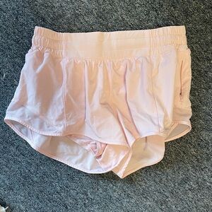COPY - Lululemon hotty hot low rise short 2.5 inch inseam. Size 6